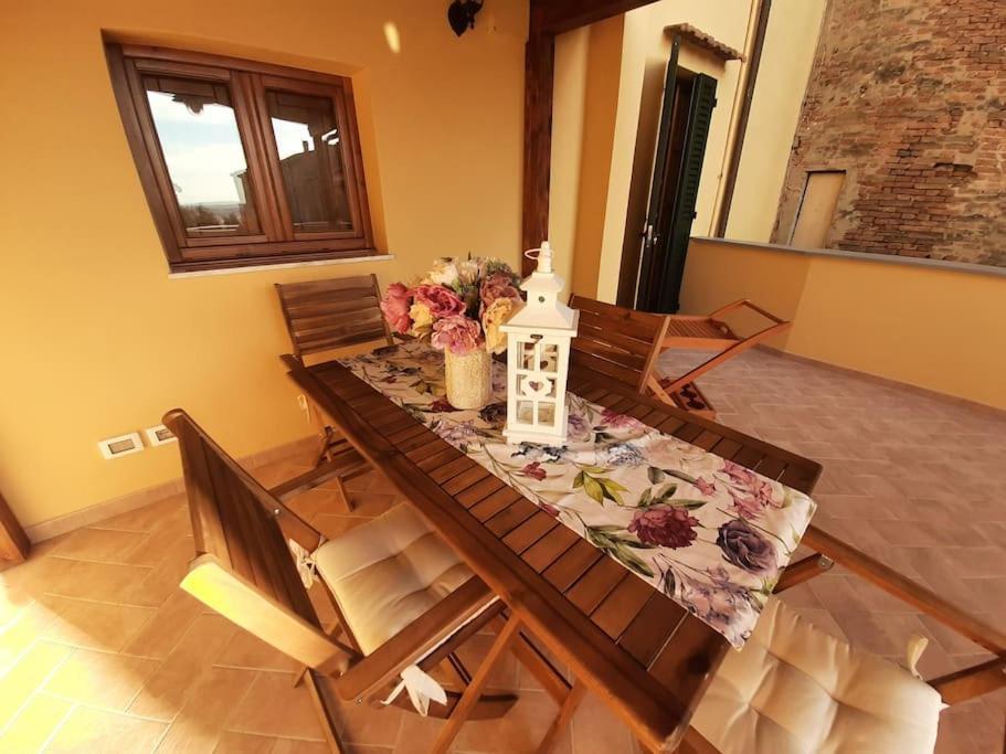Lajatico Rentals - Terrazza Sul Tramonto Del Silenzio Zewnętrze zdjęcie